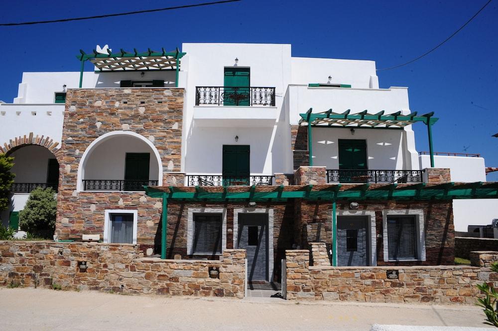 Annita'S Village Hotel Agia Anna  Екстериор снимка