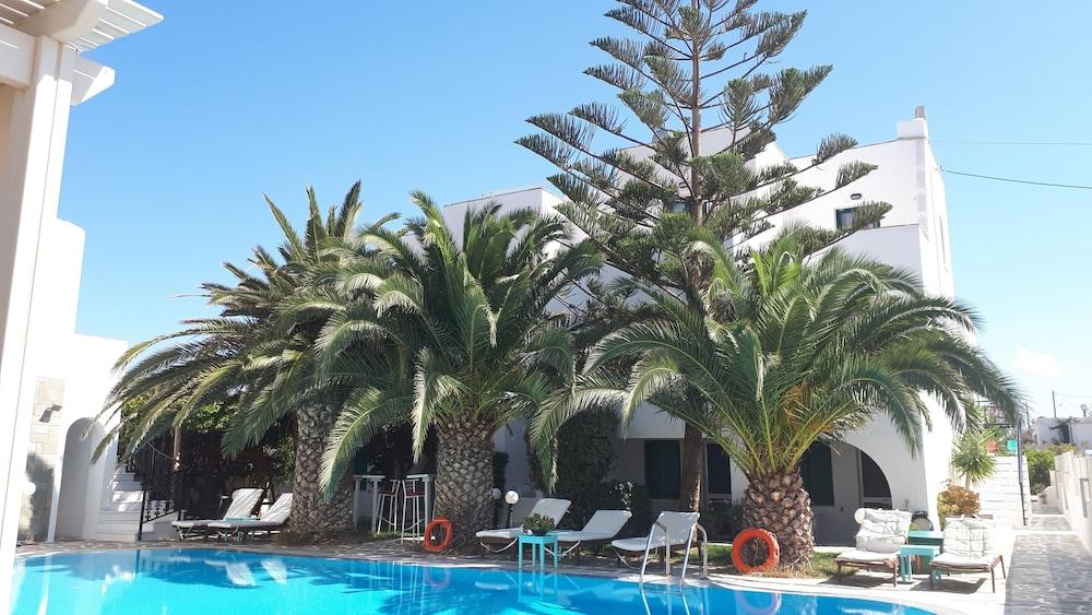 Annita'S Village Hotel Agia Anna  Екстериор снимка